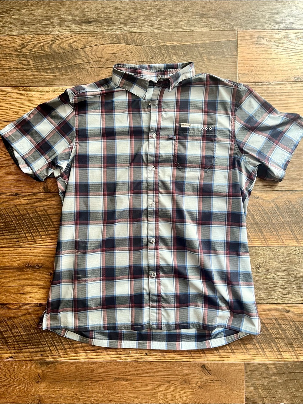 Columbia Short-Sleeve Button-Up Shirt - Navy & Red
